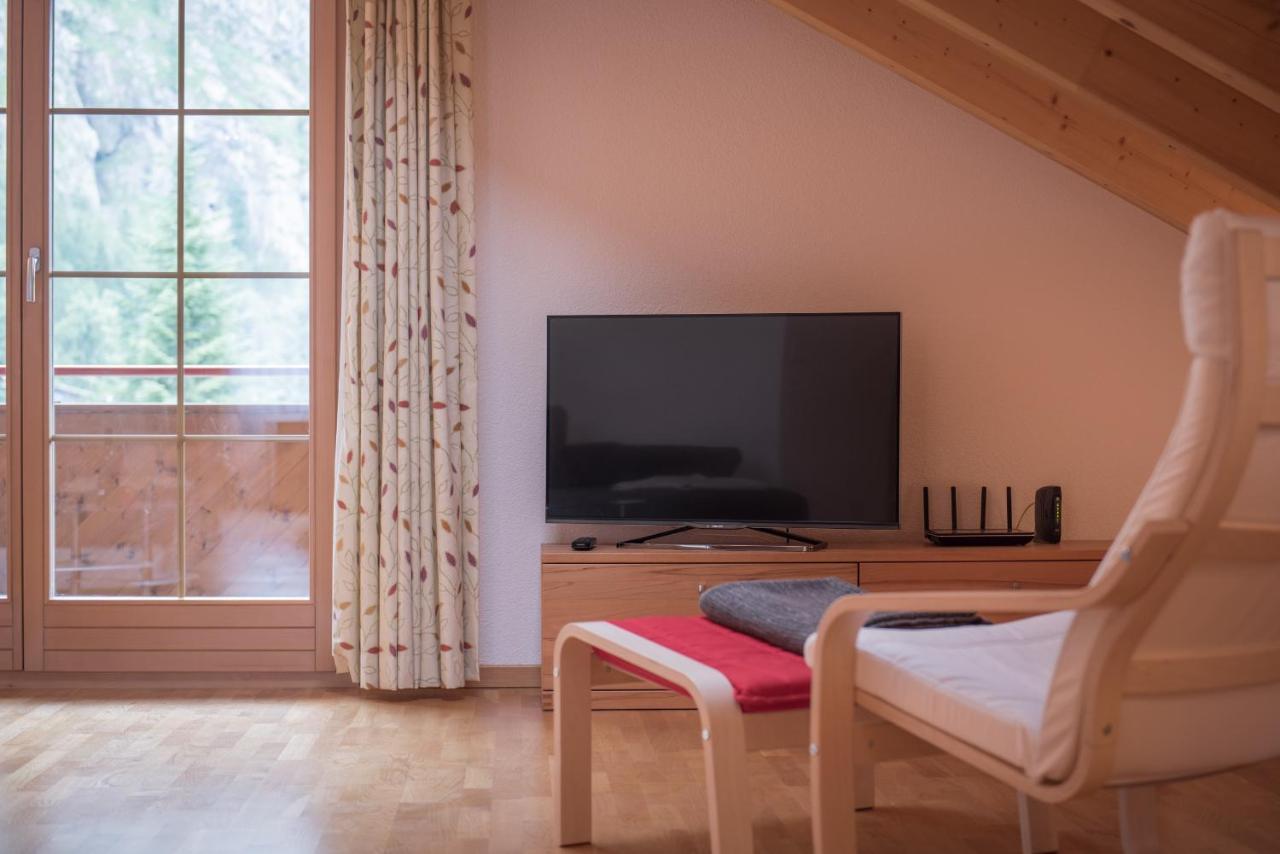 Apartment Lauberhorn, Luxury With Best Views Lauterbrunnen Bagian luar foto